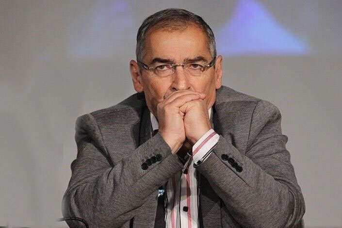 صادق زیباکلام را چه کسانی و چرا ربودند؟