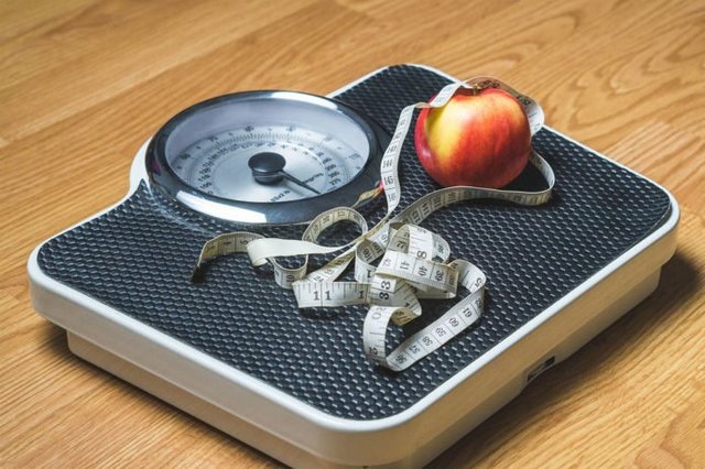 چند باور اشتباه درباره کاهش وزن چند باور اشتباه درباره کاهش وزن