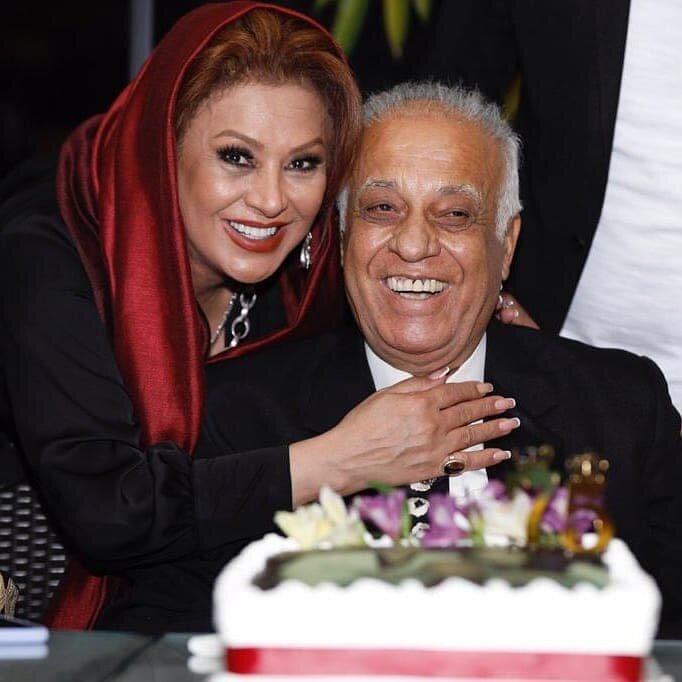 نسرین مقانلو عزادار شد نسرین مقانلو عزادار شد