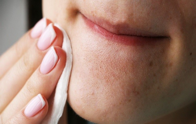 چرا به دکتر پوست نیاز داریم؟