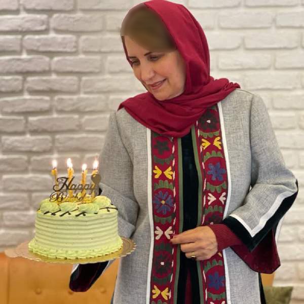 عکس| جشن تولد ۵۷ سالگی «فریبا کوثری» عکس| جشن تولد ۵۷ سالگی «فریبا کوثری»