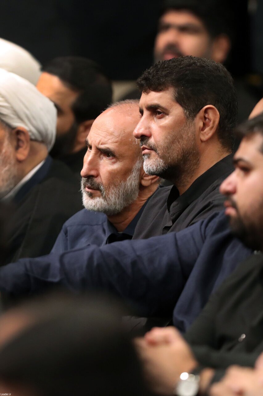 چه کسانی در صف اول مراسم بیت رهبری بودند + عکس چه کسانی در صف اول مراسم بیت رهبری بودند + عکس