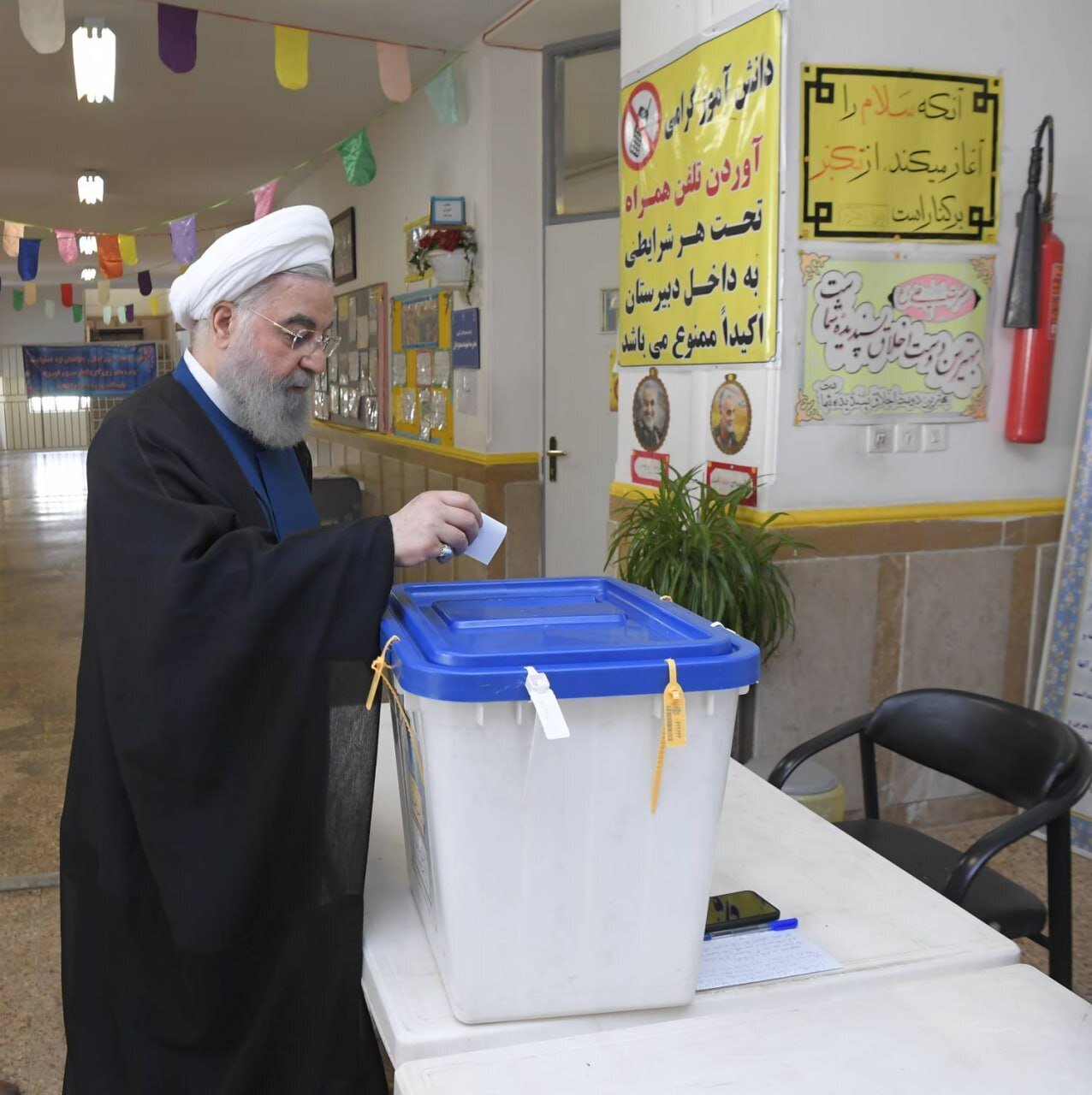 حسن روحانی کجا رأی داد؟ + عکس