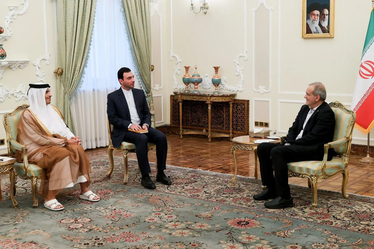 دیدار وزیر خارجه قطر با پزشکیان